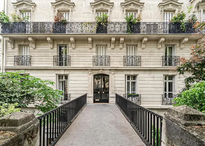 Martin - 1 A Trocadero Παρίσι